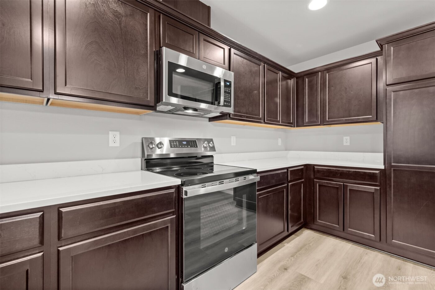 4453 74TH Drive NE, Marysville, WA 98270