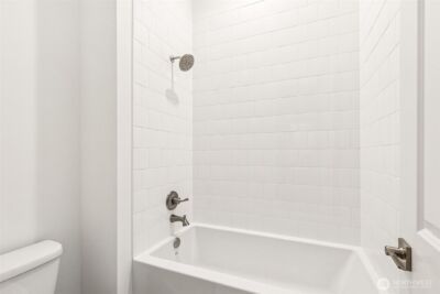 324 N 55th Street #32, Mount Vernon, WA 98273 - Photo 11