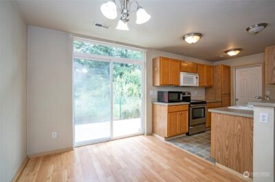 11525 7th Avenue Ct E, Tacoma, WA 98445 - Photo 11