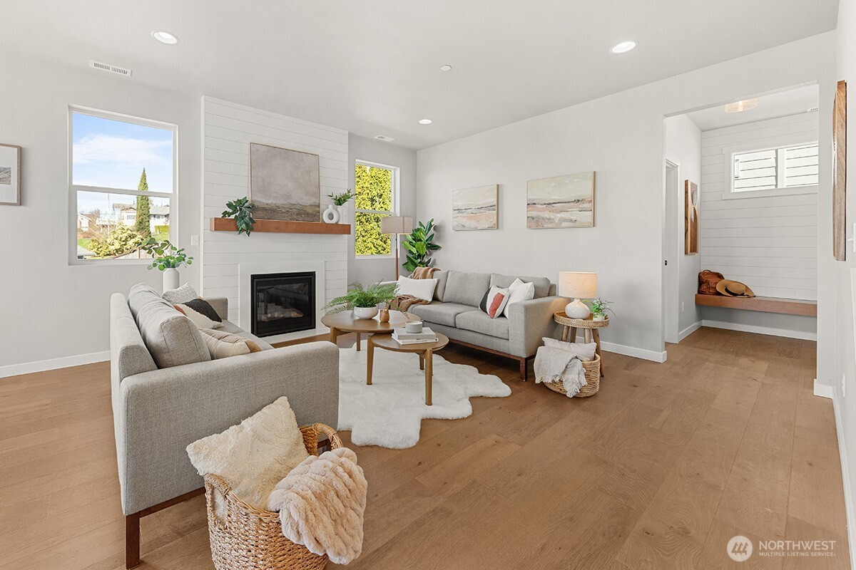 8121 73rd Place NE, Marysville, WA 98270