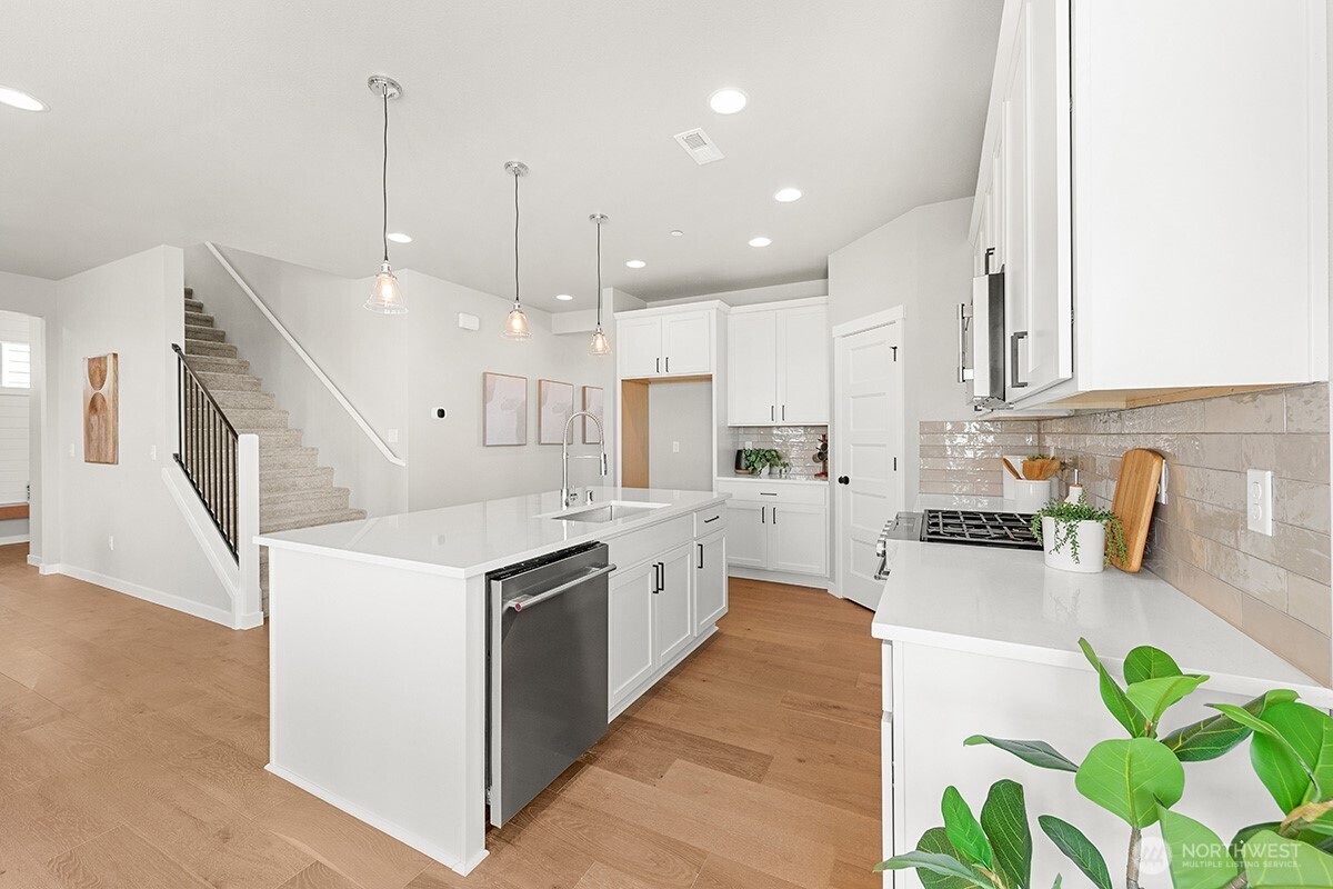 8121 73rd Place NE, Marysville, WA 98270