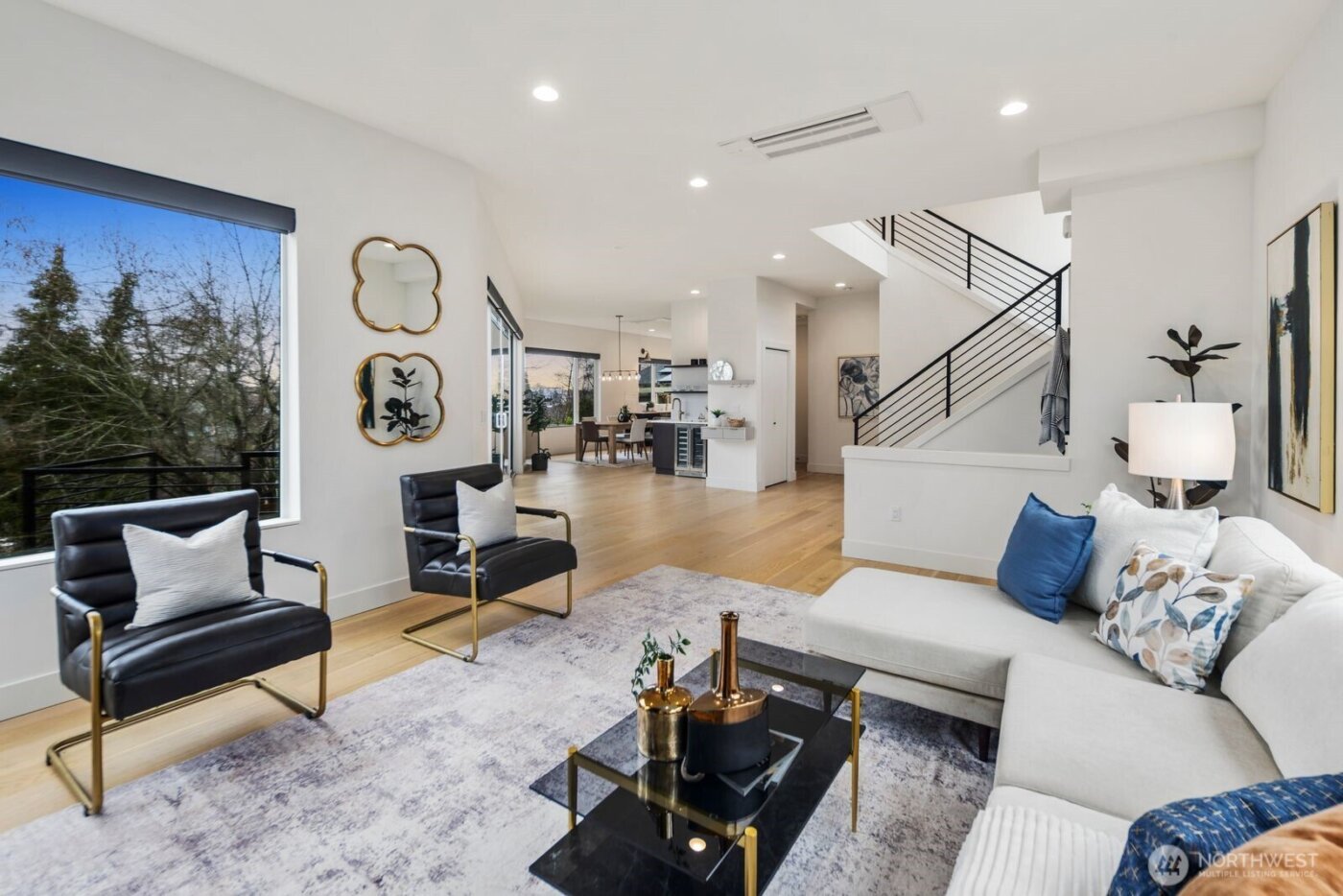 5059 37th Avenue SW, Seattle, WA 98126