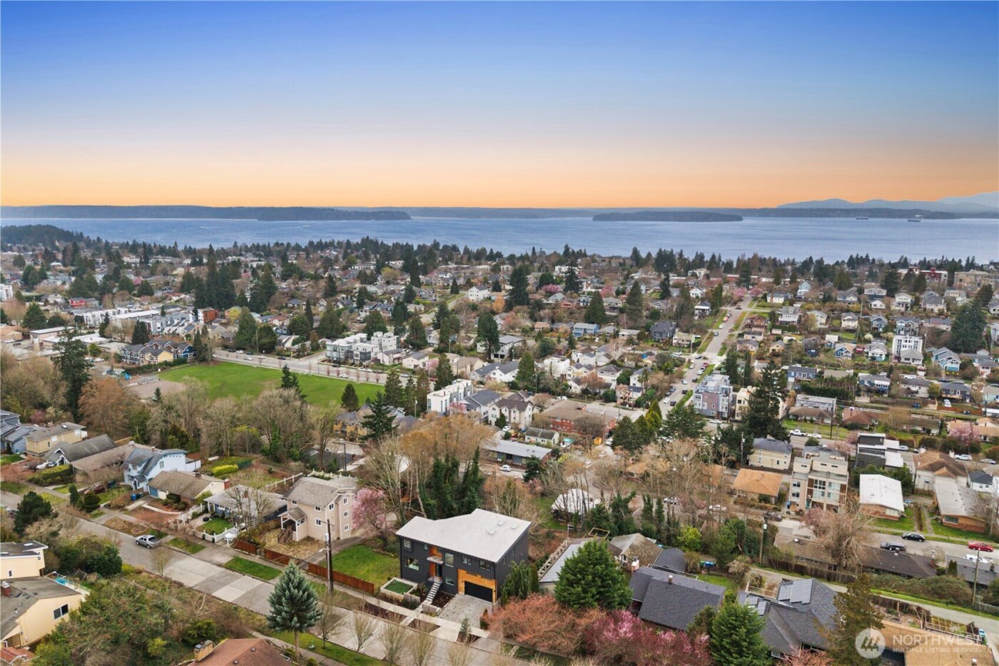 5059 37th Avenue SW, Seattle, WA 98126