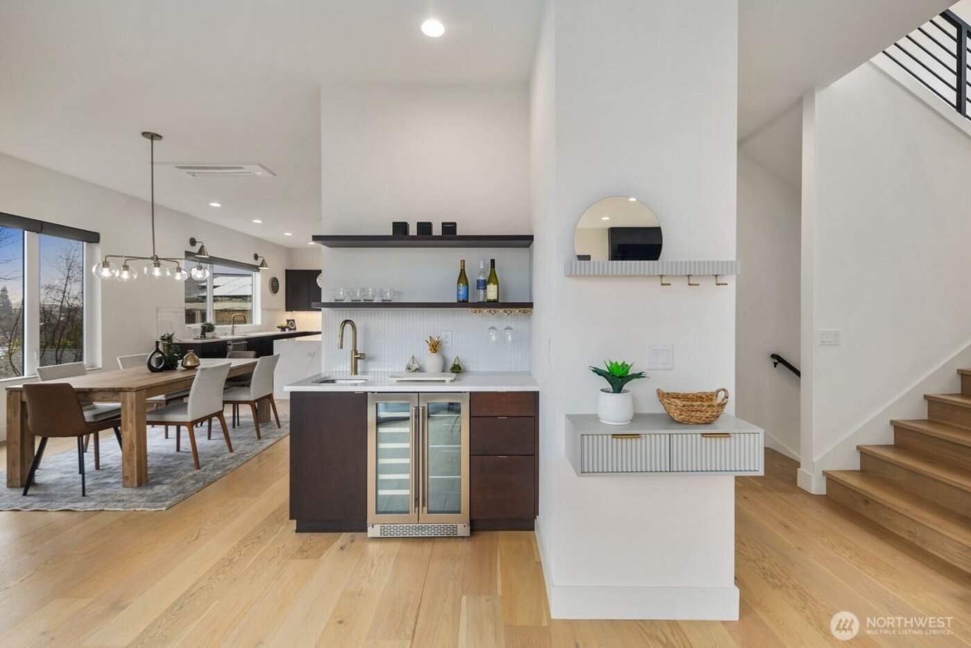 5059 37th Avenue SW, Seattle, WA 98126