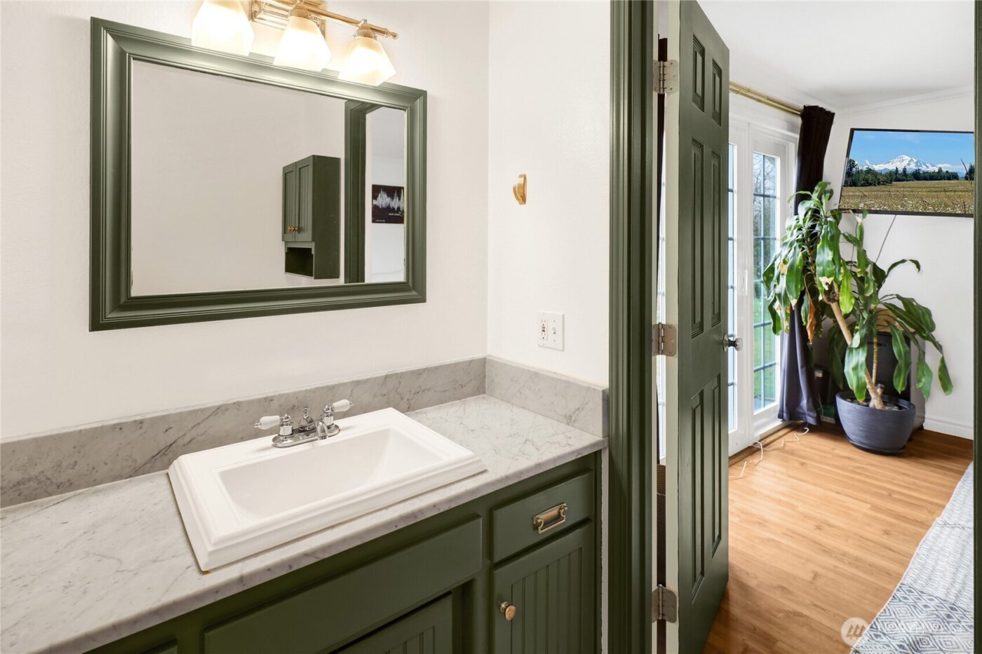 851 Garden Drive , Lynden, WA 98264