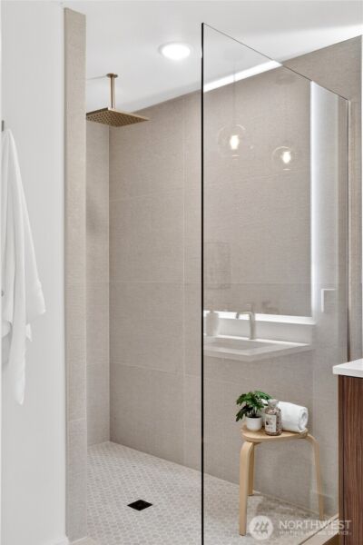 11011 Goodwin Way NE, Seattle, WA 98125 - Photo 11