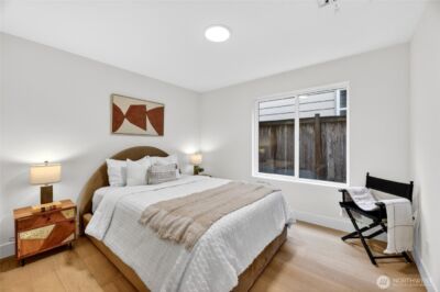 11011 Goodwin Way NE, Seattle, WA 98125 - Photo 13