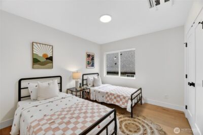 11011 Goodwin Way NE, Seattle, WA 98125 - Photo 14