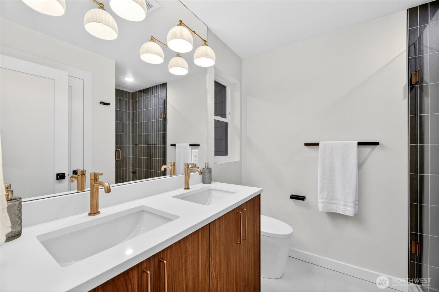 11011 Goodwin Way NE, Seattle, WA 98125