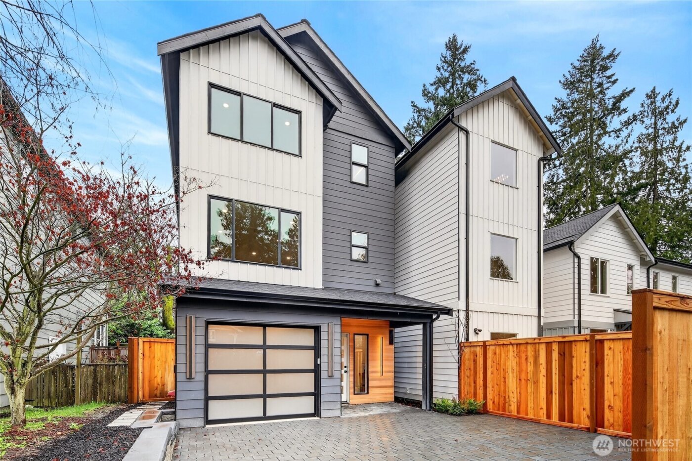 11011 Goodwin Way NE, Seattle, WA 98125