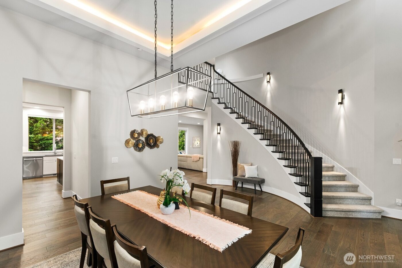 22250 NE 3rd Court , Sammamish, WA 98074-3742