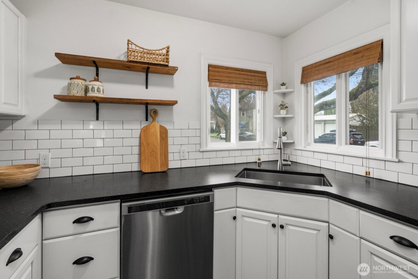 8404 12th Avenue S, Seattle, WA 98108