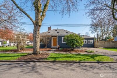 8404 12th Avenue S, Seattle, WA 98108 - Photo 2