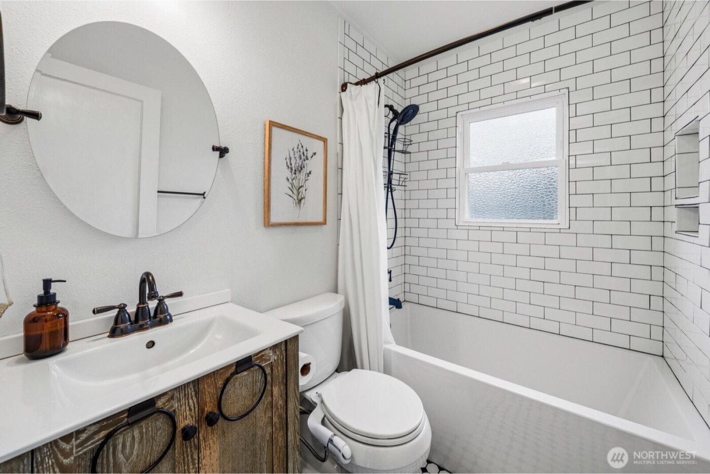 8404 12th Avenue S, Seattle, WA 98108