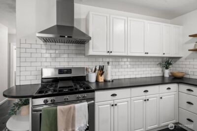 8404 12th Avenue S, Seattle, WA 98108 - Photo 9