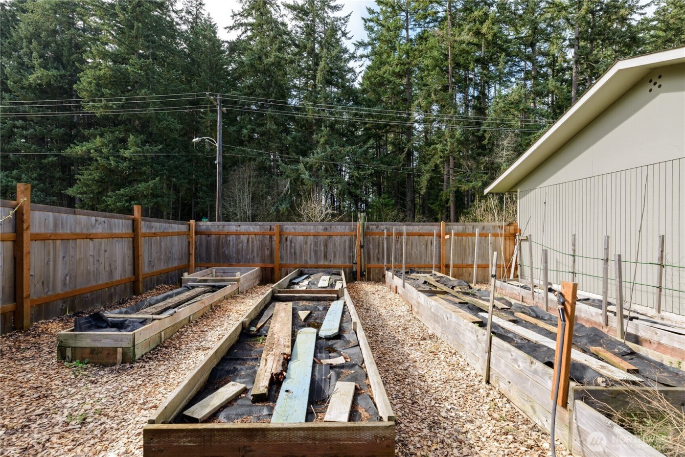 1717 S F Street , Port Angeles, WA 98363