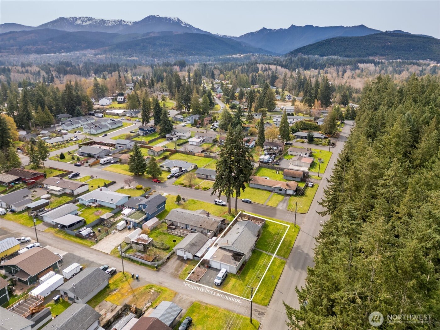 1717 S F Street , Port Angeles, WA 98363