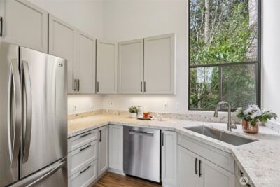 1220 80th Place NE, Medina, WA 98039 - Photo 16