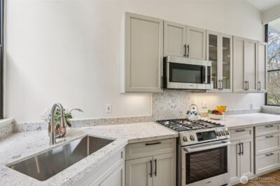 1220 80th Place NE, Medina, WA 98039 - Photo 17