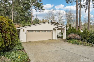 1220 80th Place NE, Medina, WA 98039 - Photo 3