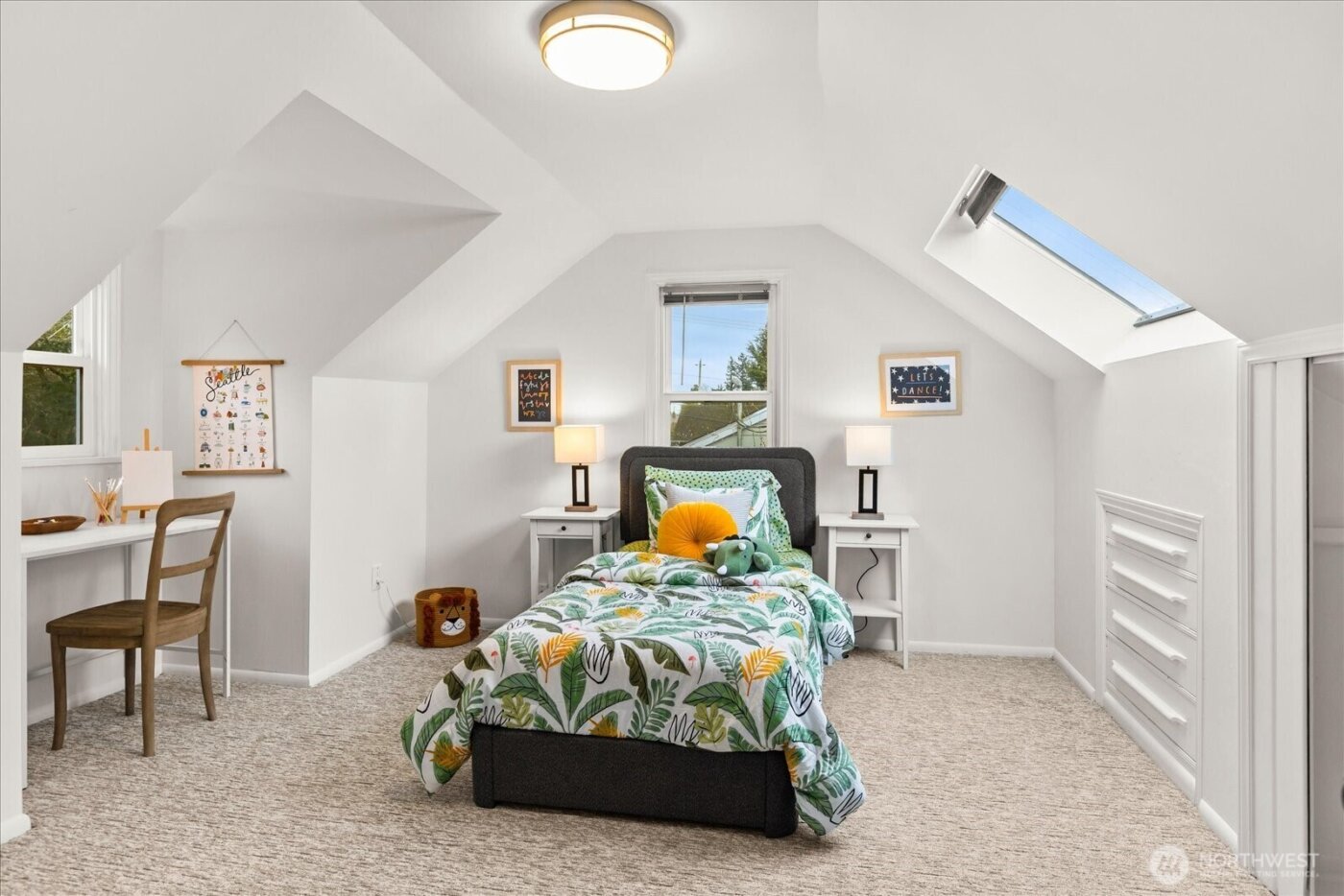 11513 Palatine Avenue N, Seattle, WA 98133