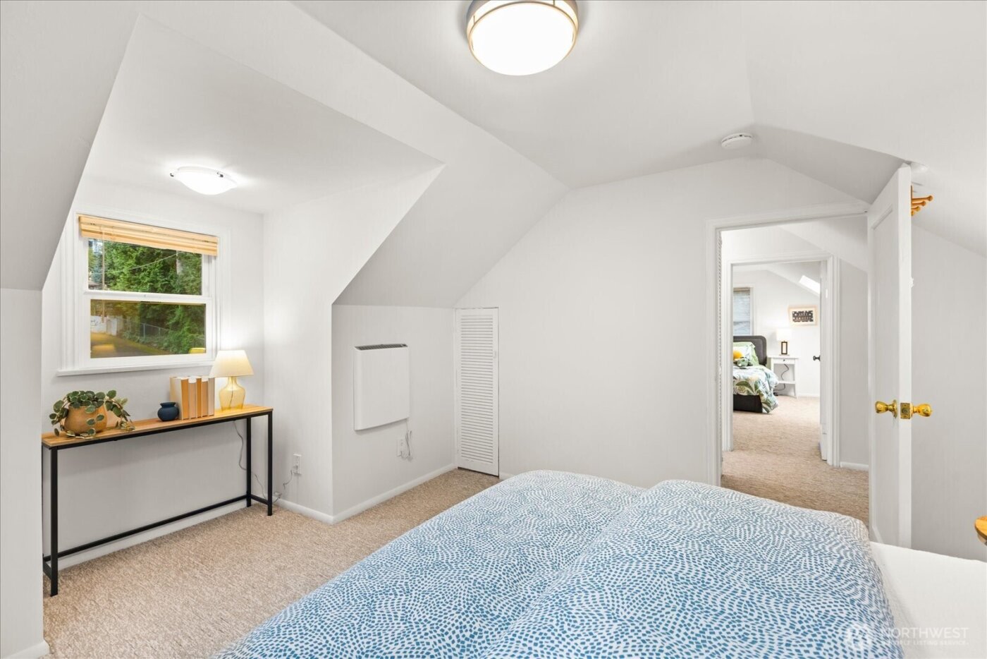 11513 Palatine Avenue N, Seattle, WA 98133