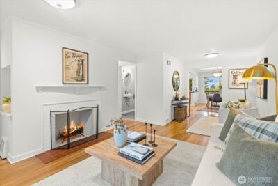 11513 Palatine Avenue N, Seattle, WA 98133 - Photo 3