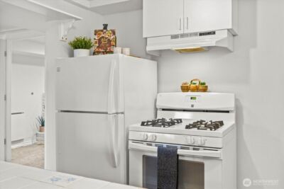 11513 Palatine Avenue N, Seattle, WA 98133 - Photo 33