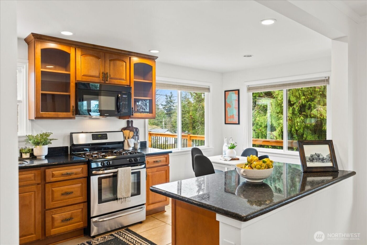 11513 Palatine Avenue N, Seattle, WA 98133