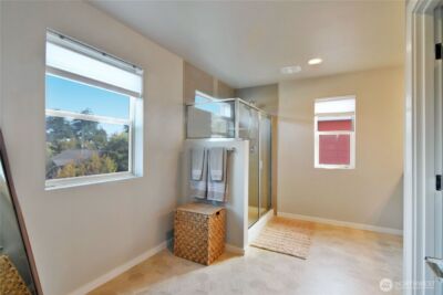 218 SW 96th Lane , Seattle, WA 98106 - Photo 15