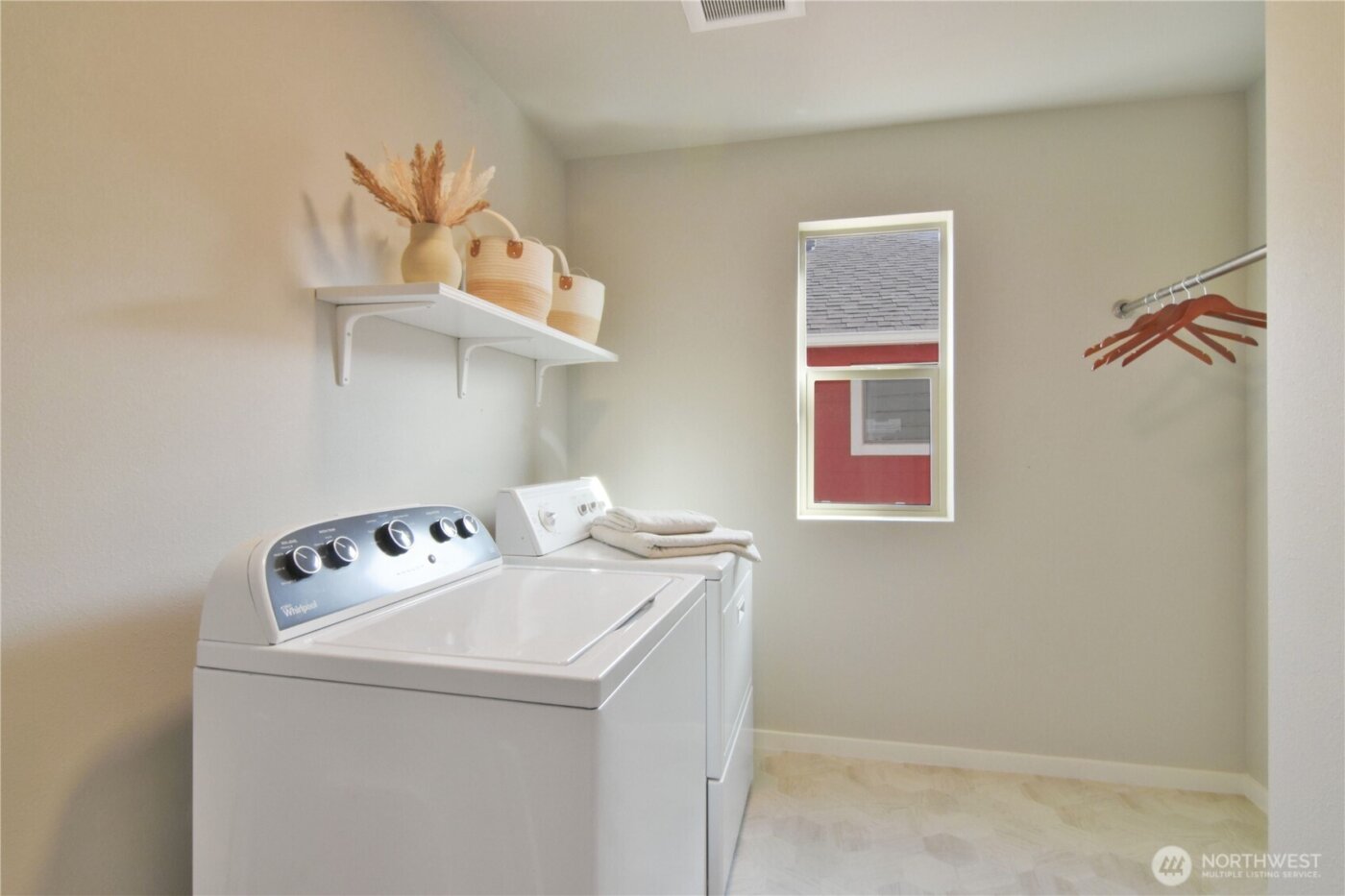 218 SW 96th Lane , Seattle, WA 98106