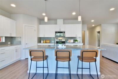 218 SW 96th Lane , Seattle, WA 98106 - Photo 7