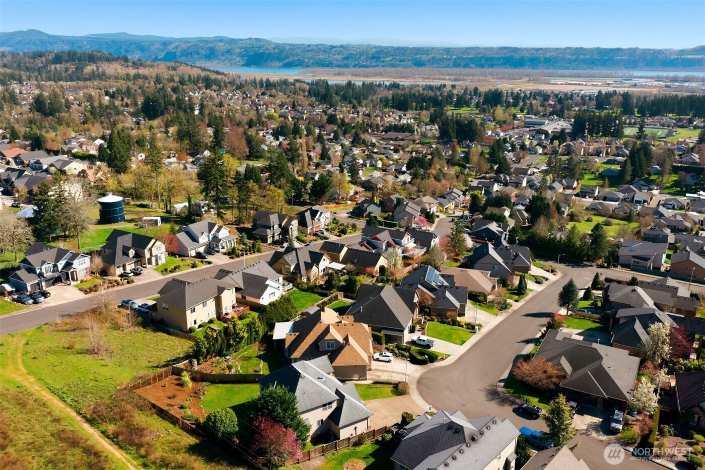 2396 36th Street , Washougal, WA 98671