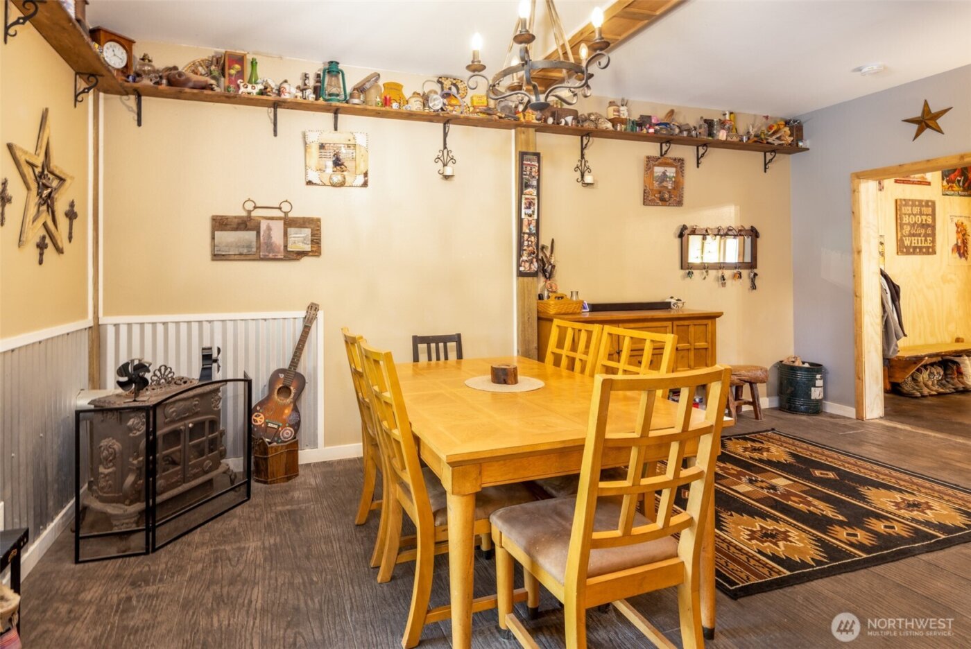 11761 Thorp Highway N, Thorp, WA 98946