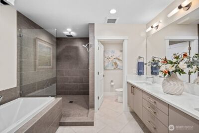 11223 NE 13th Lane , Bellevue, WA 98004 - Photo 23