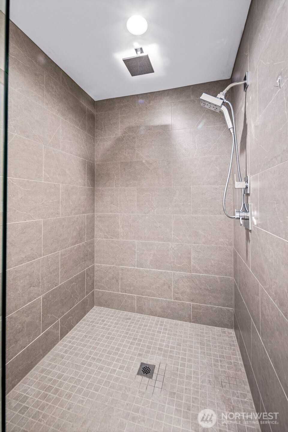 11223 NE 13th Lane , Bellevue, WA 98004