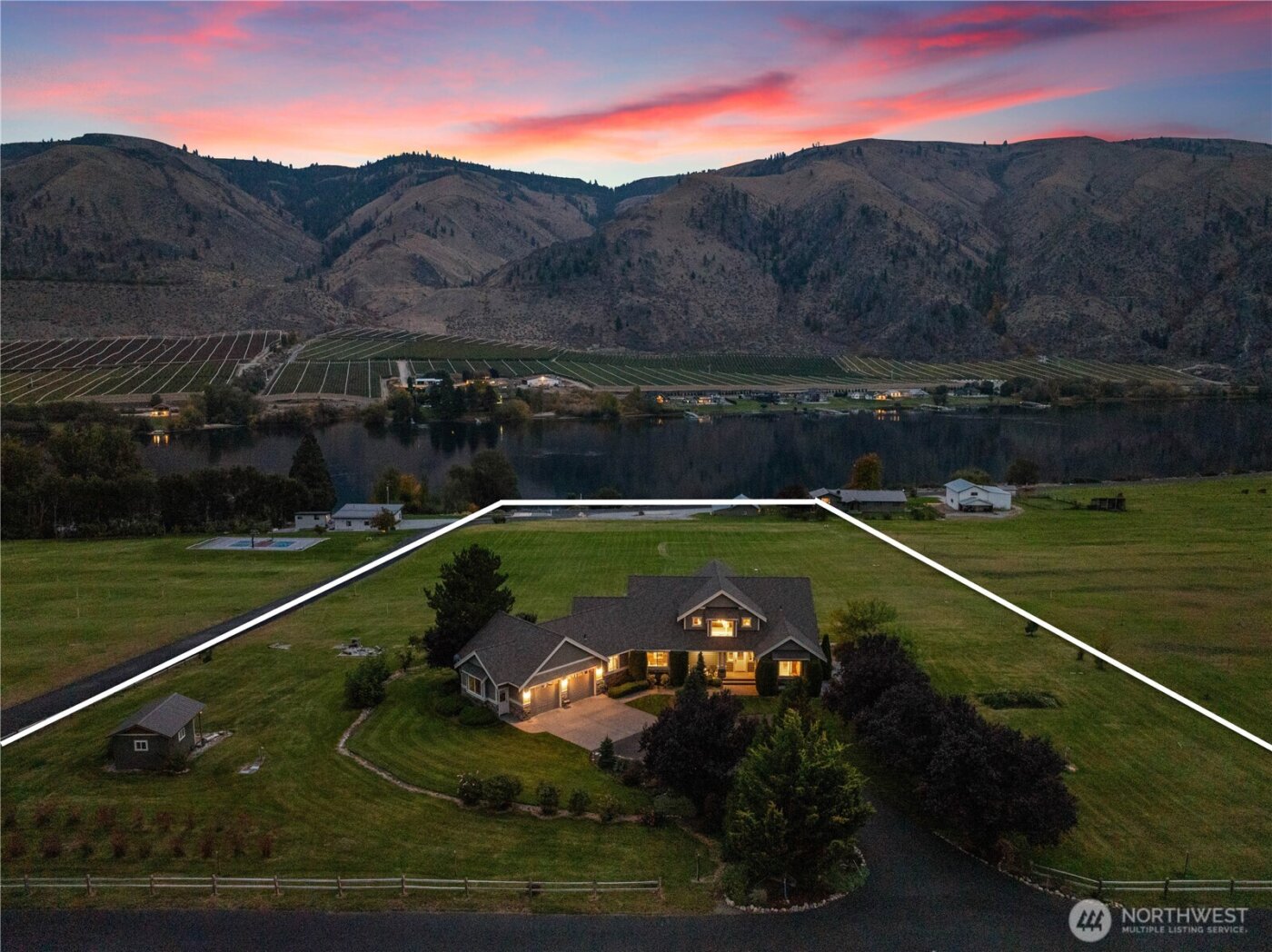 35 Sackett Glen Lane , Chelan, WA 98816