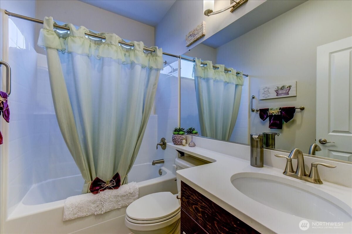 17909 145th Street E, Bonney Lake, WA 98391-6176