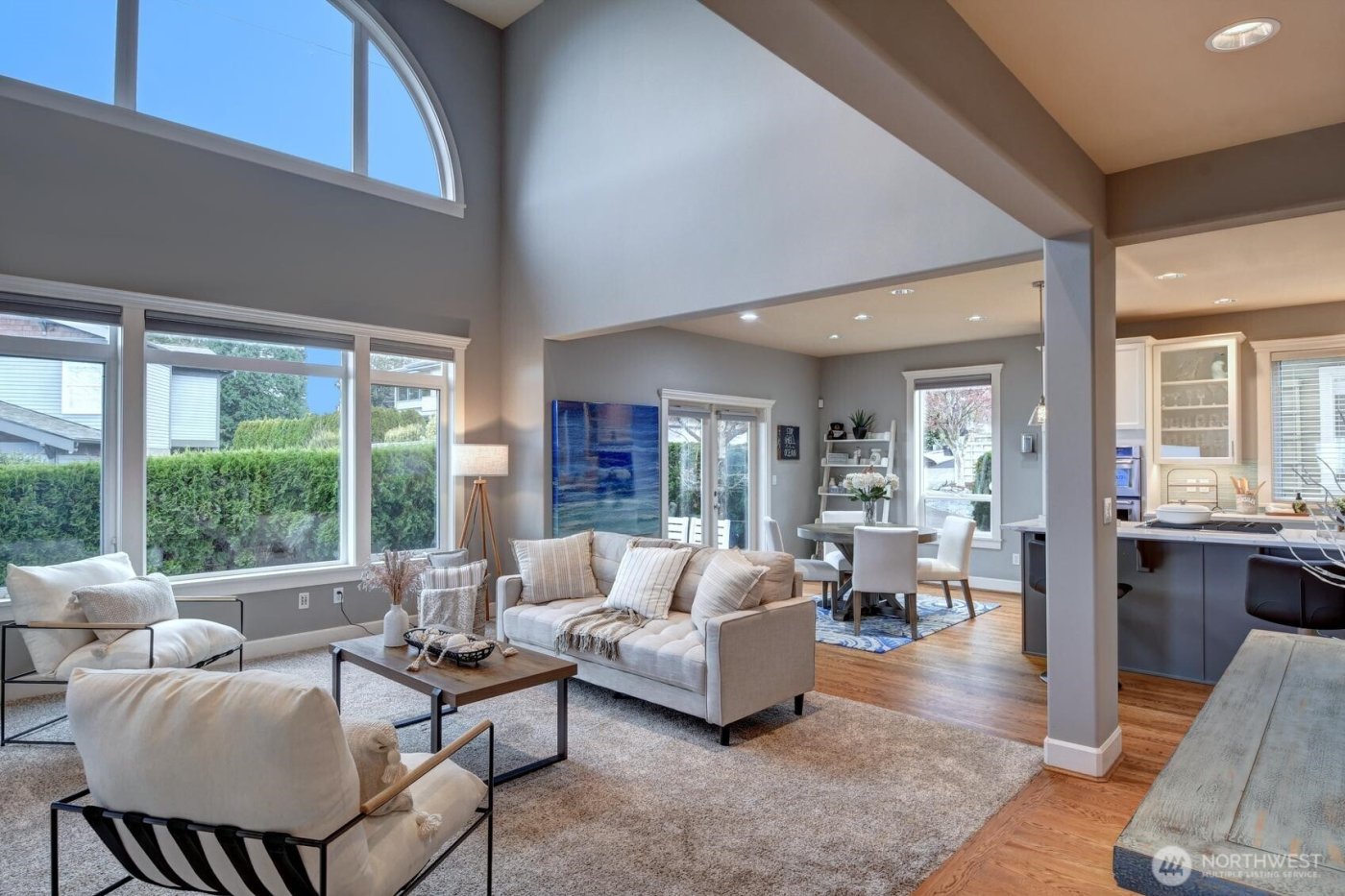 217 9th Avenue S, Edmonds, WA 98020