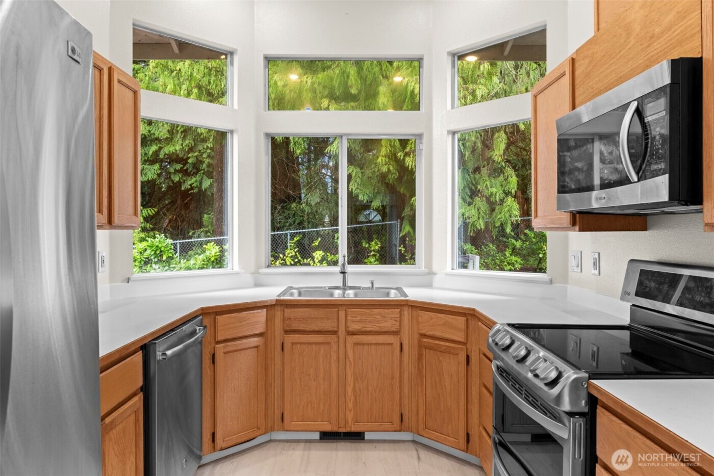 3615 170th Street SW, Lynnwood, WA 98037