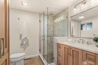 10554 NE 150th Court , Bothell, WA 98011 - Photo 17