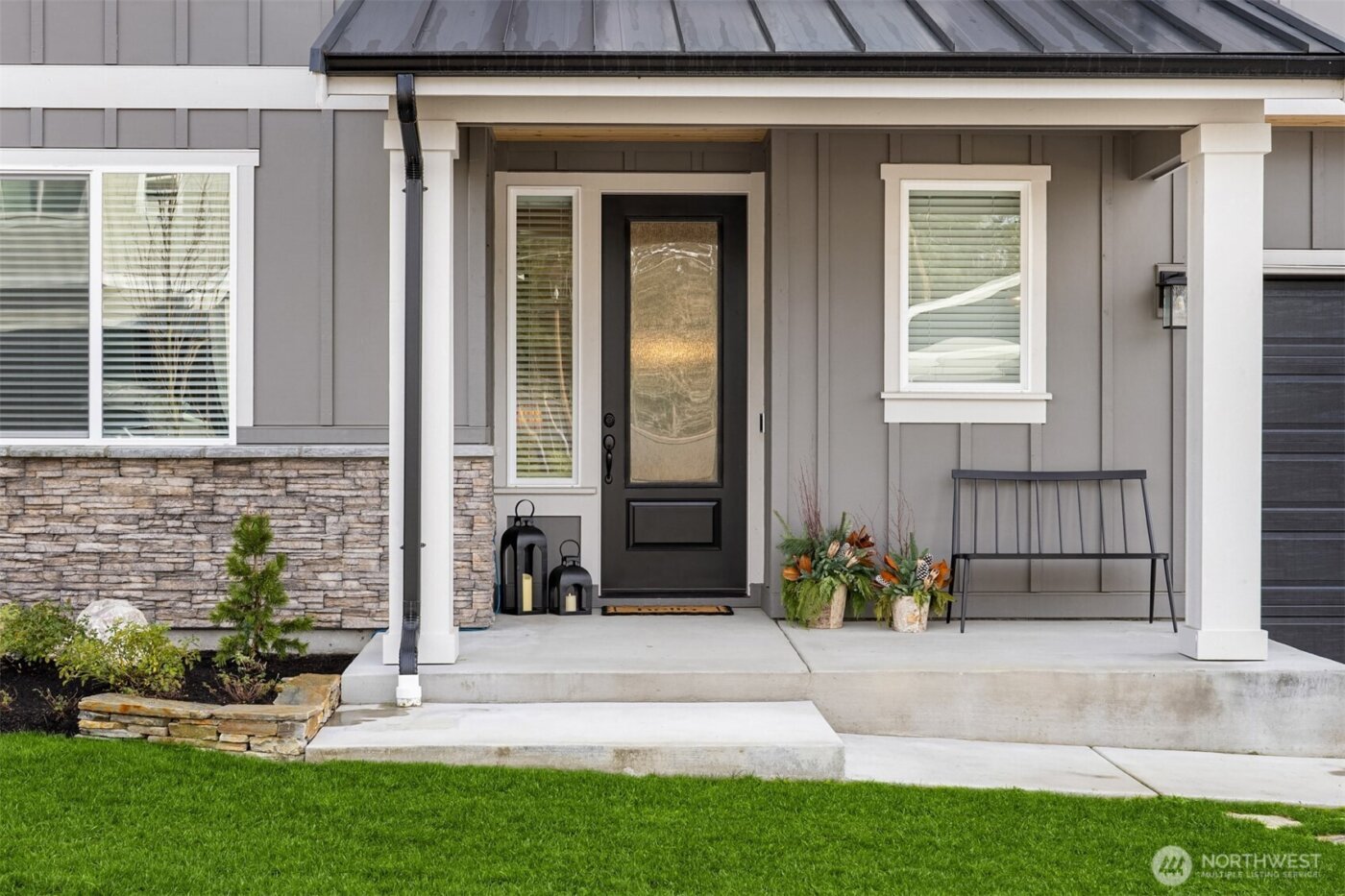 18581 Sawgrass Drive NE, Poulsbo, WA 98370