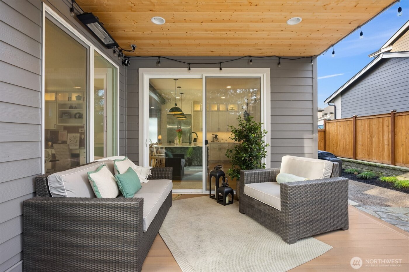 18581 Sawgrass Drive NE, Poulsbo, WA 98370