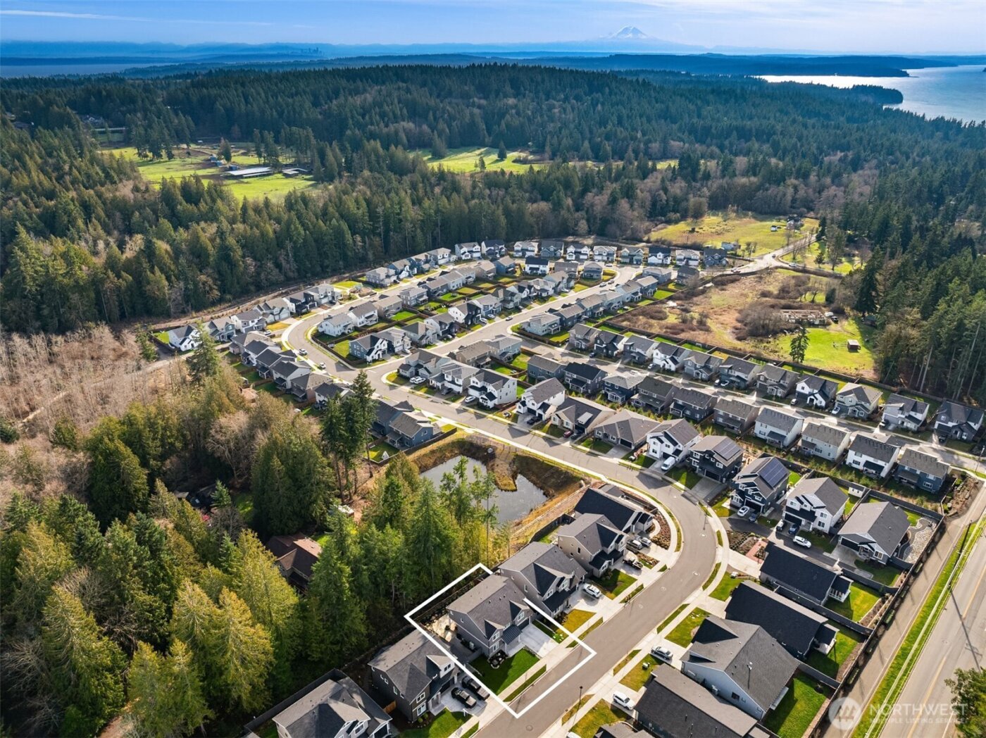 18581 Sawgrass Drive NE, Poulsbo, WA 98370