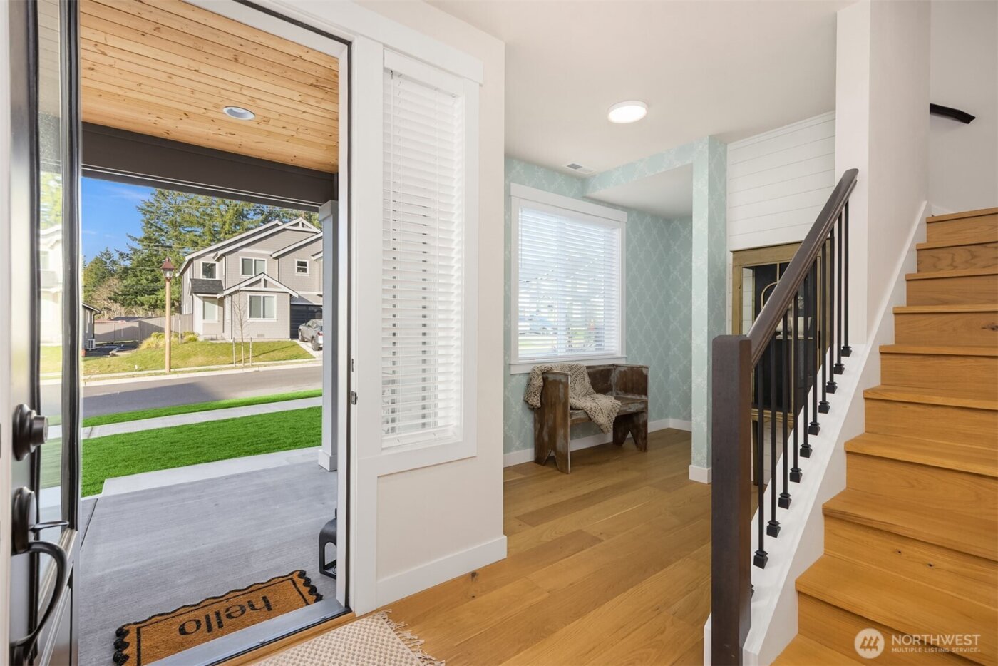 18581 Sawgrass Drive NE, Poulsbo, WA 98370