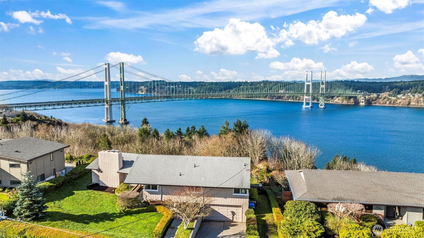 1774 N Jackson Avenue , Tacoma, WA 98406