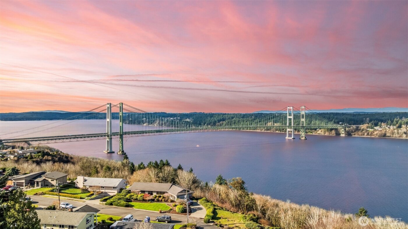 1774 N Jackson Avenue , Tacoma, WA 98406