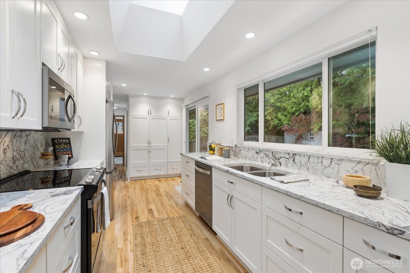 8125 186th Street SW, Edmonds, WA 98026