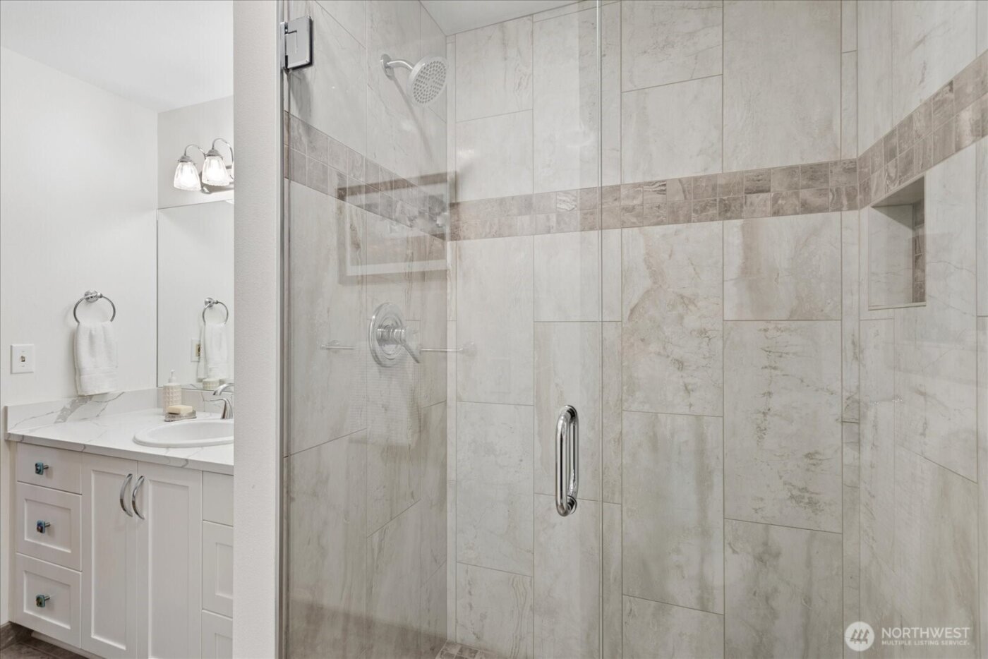 8125 186th Street SW, Edmonds, WA 98026