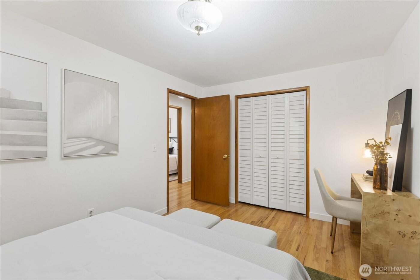 8125 186th Street SW, Edmonds, WA 98026